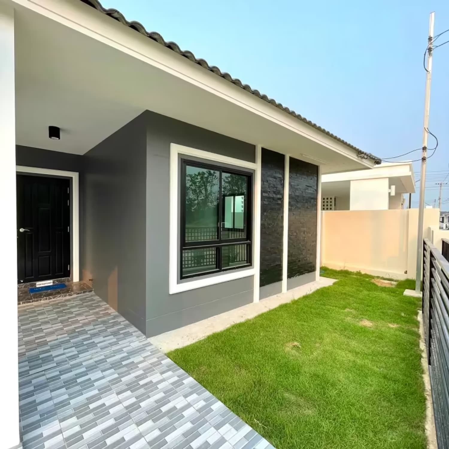 3 Bedroom House - Image 7