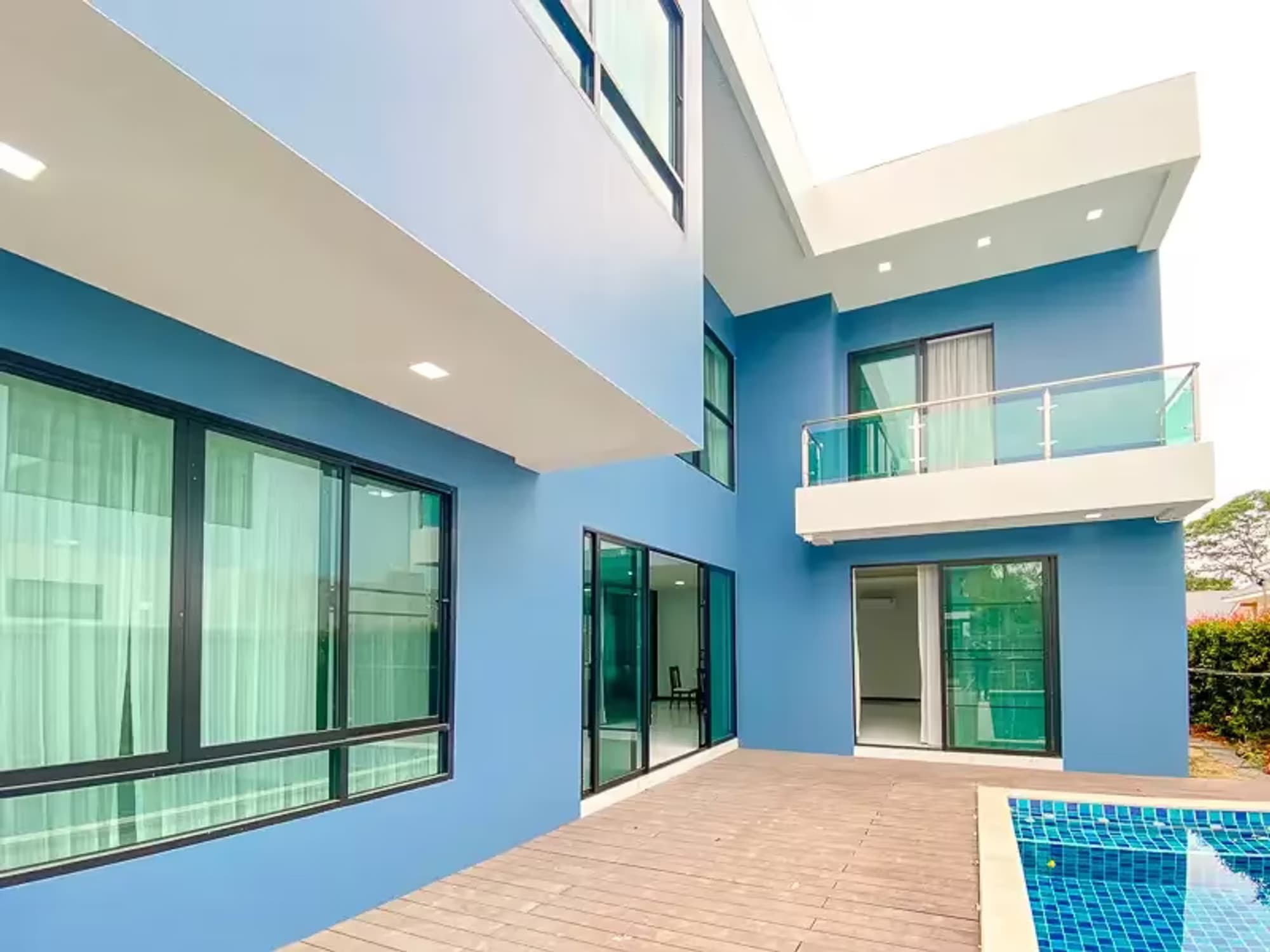 5 Bedroom House - Image 10