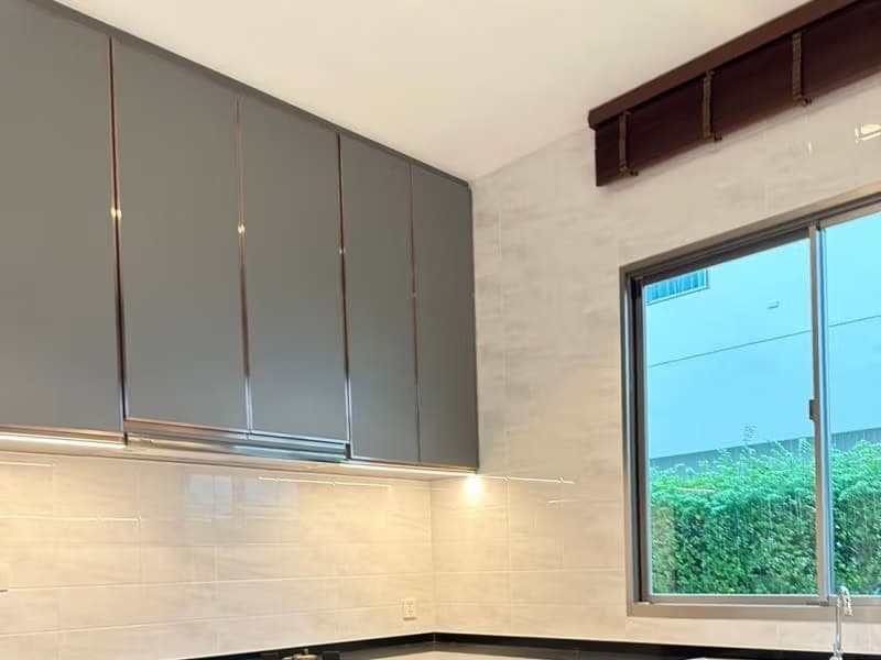 4 Bed House for Rent and Sale in Lat Krabang