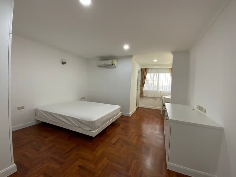 4 Bedroom Condo