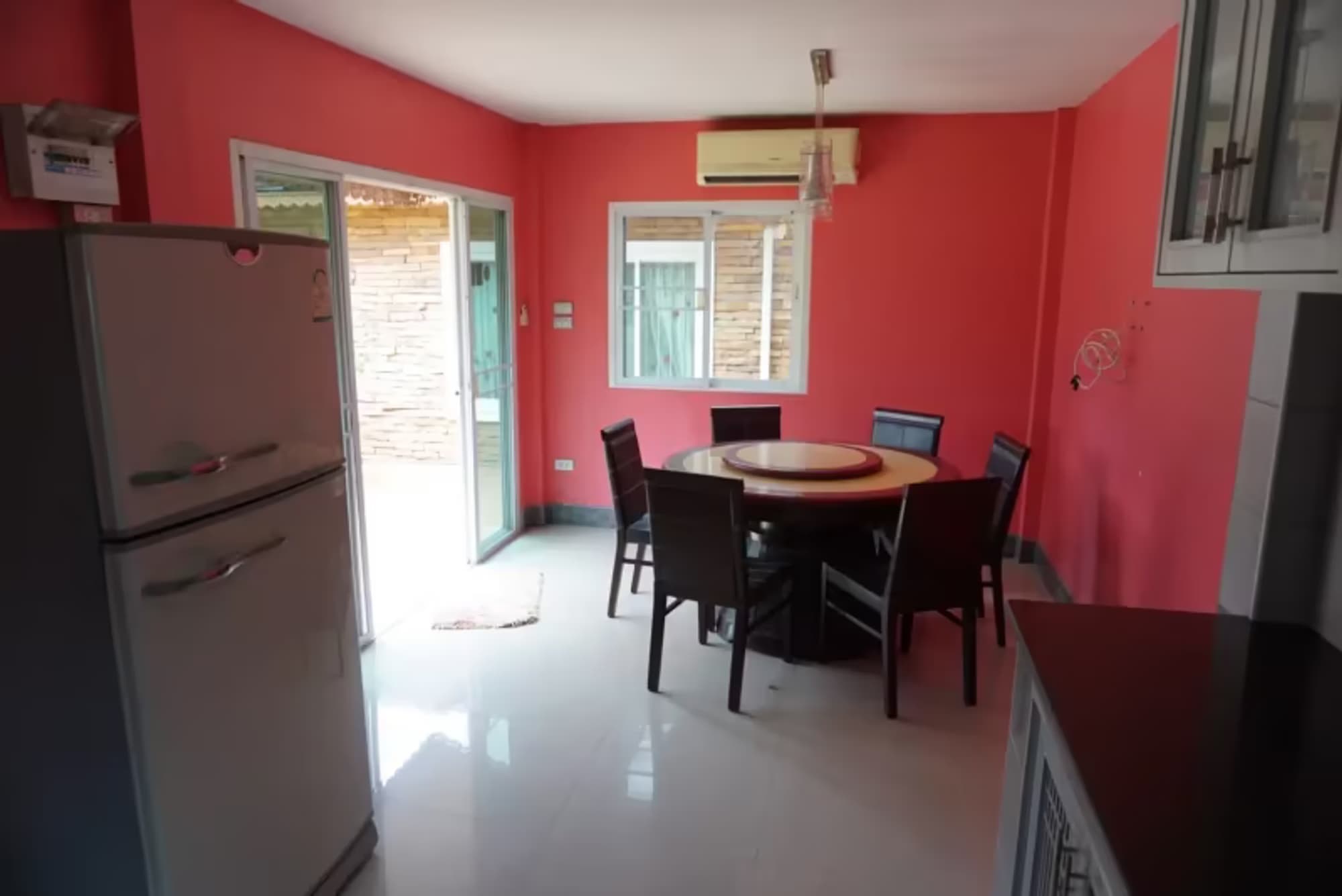 2 Bedroom House - Image 5