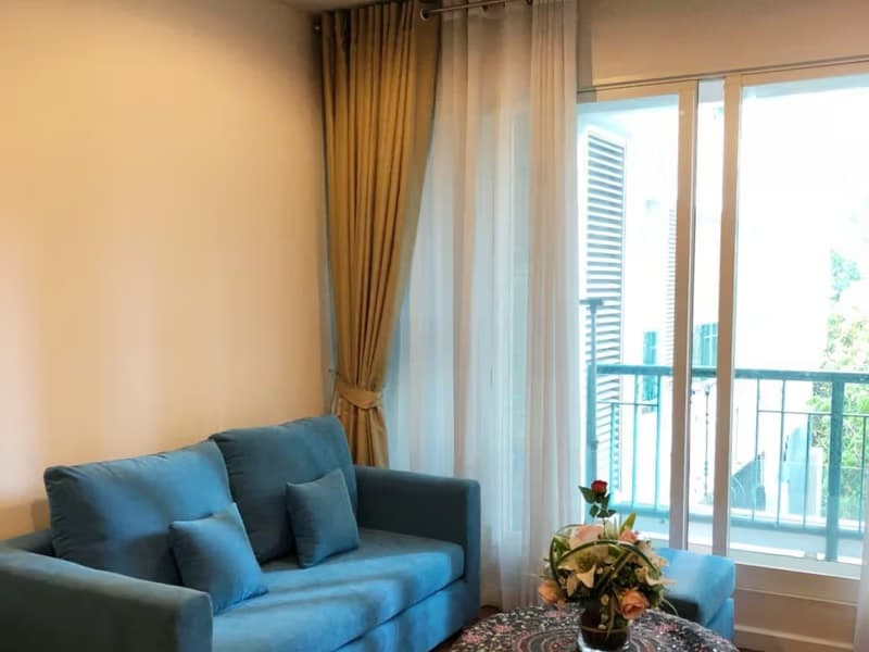 1 Bedroom Condo