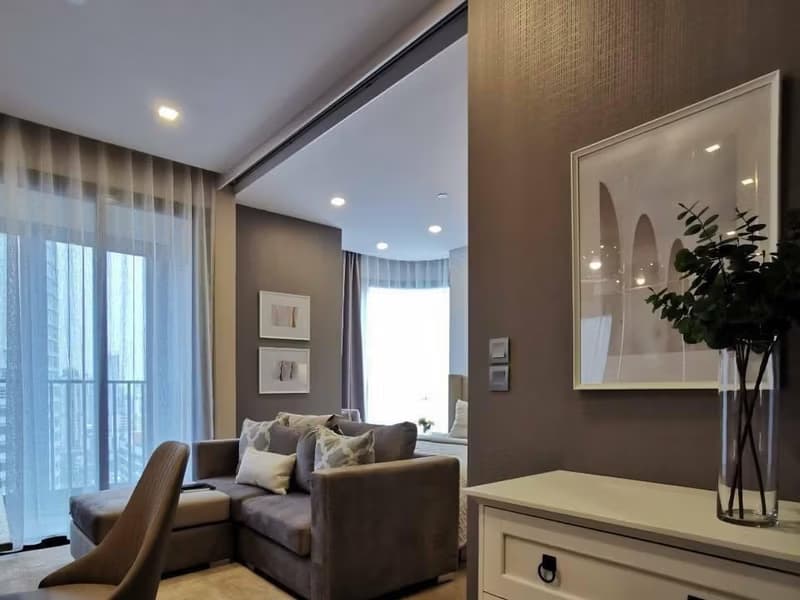 1 Bedroom Condo