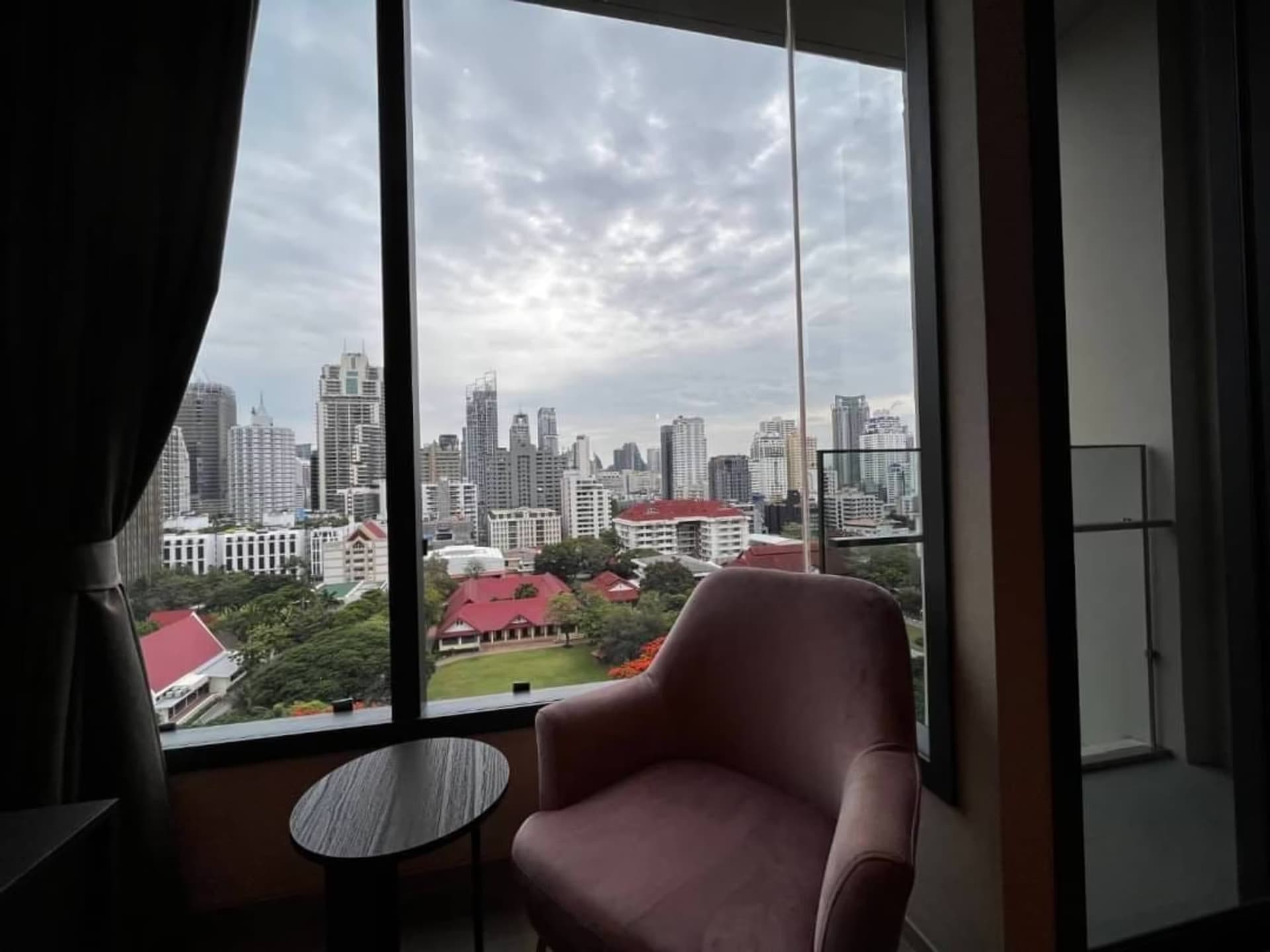 Condo for Rent at THE ESSE Asoke - Image 5