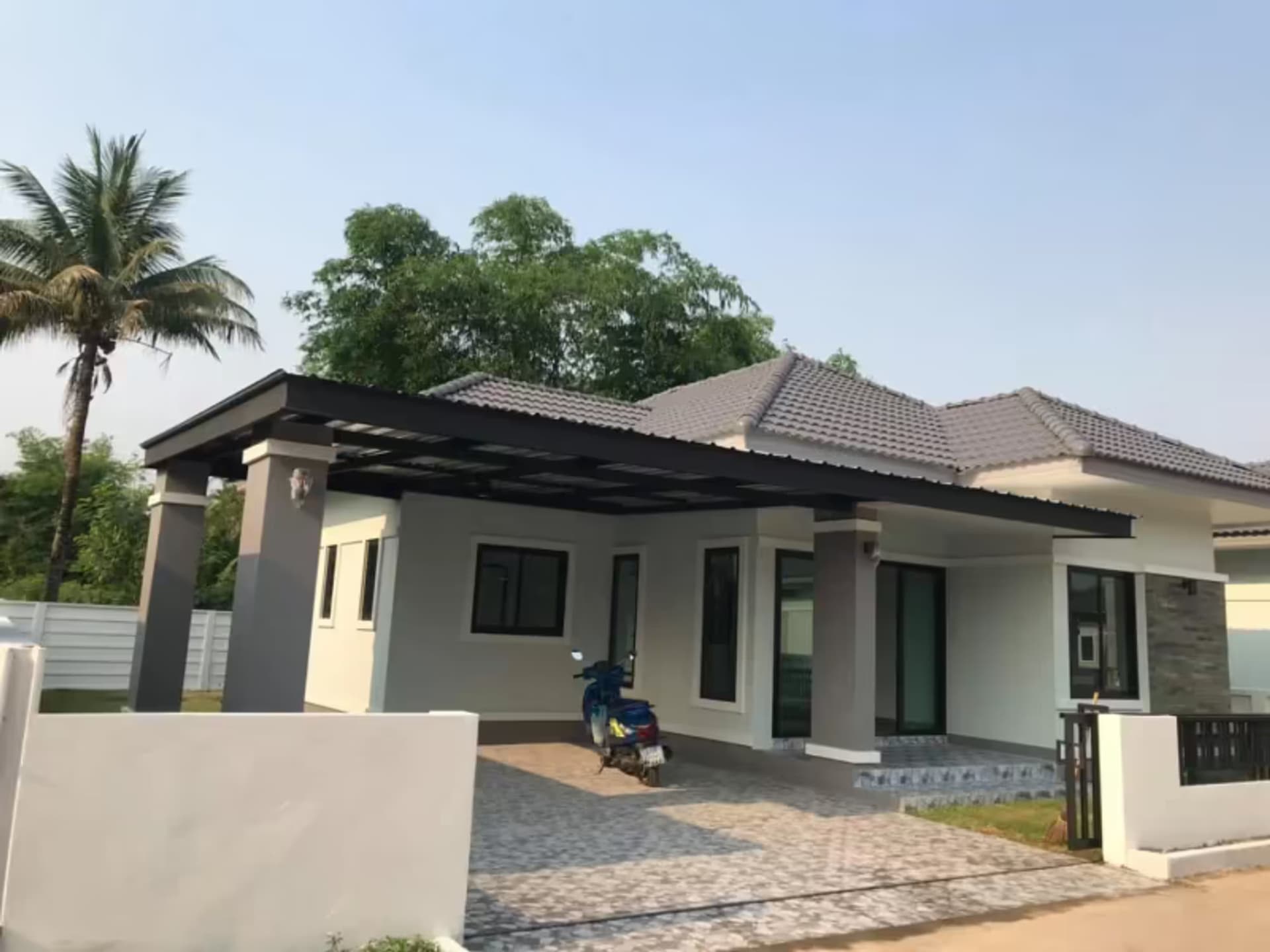 3 Bedroom House - Image 12