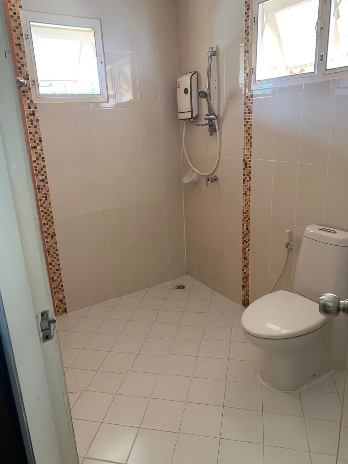 3 Bed House for Rent in San Sai - Image 10