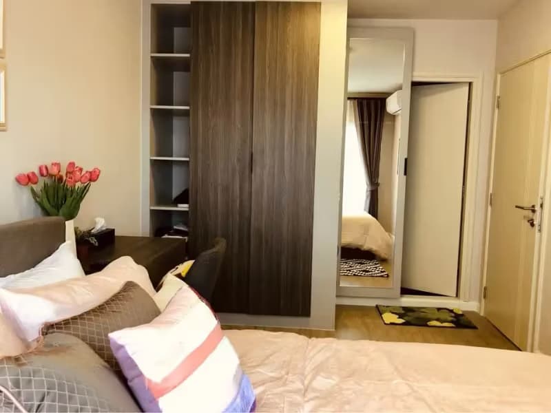 1 Bedroom Condo