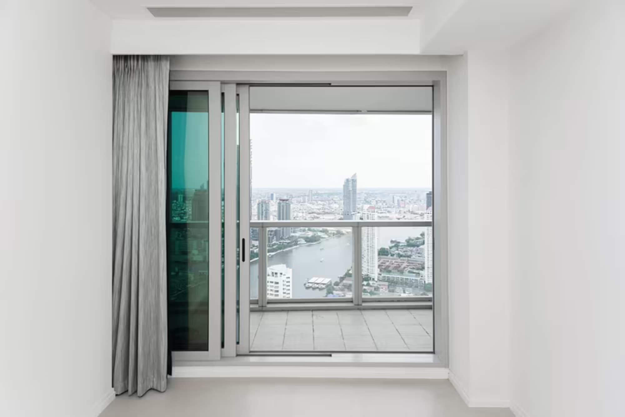 Condo for Sale at The River Condominium - Image 14