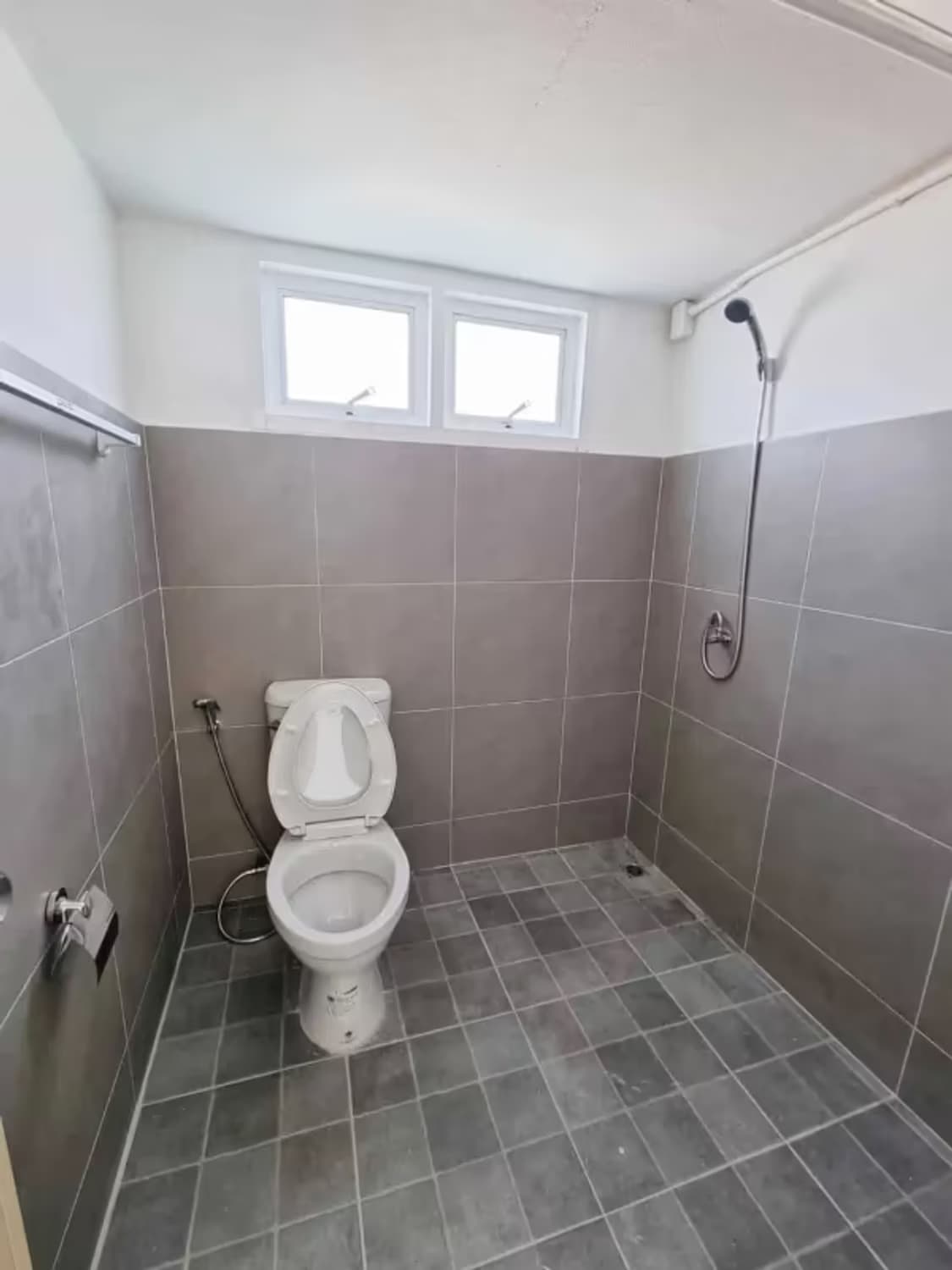 3 Bedroom House - Image 9