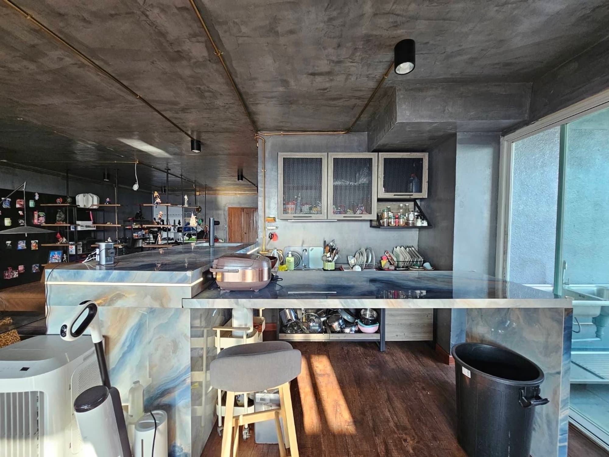 2 Bed Condo for Sale in Phra Khanong - Image 4
