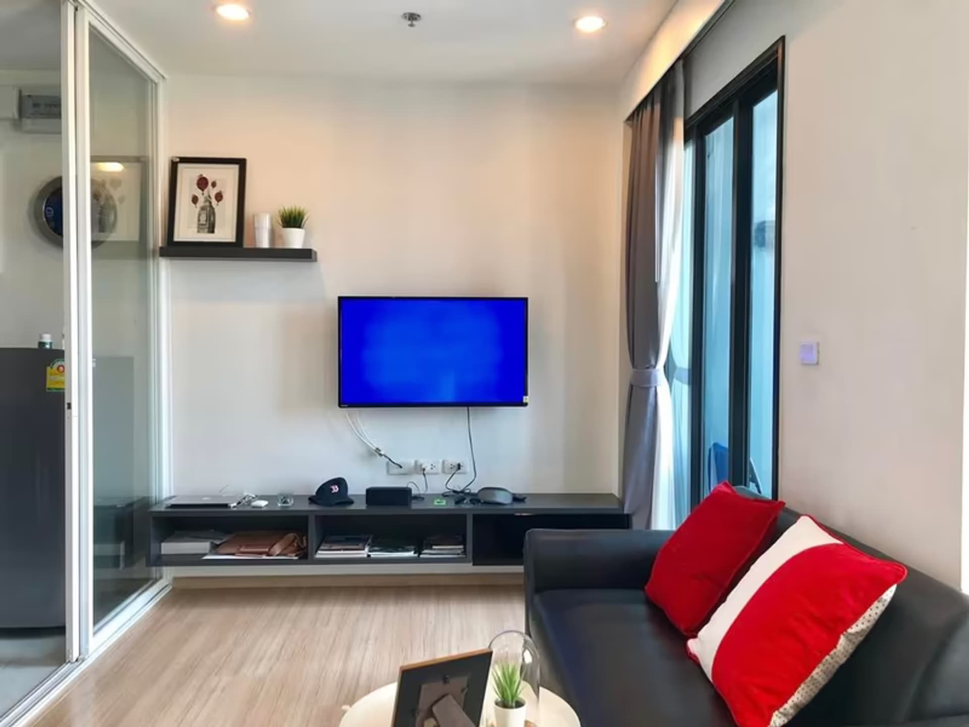  - Image 4