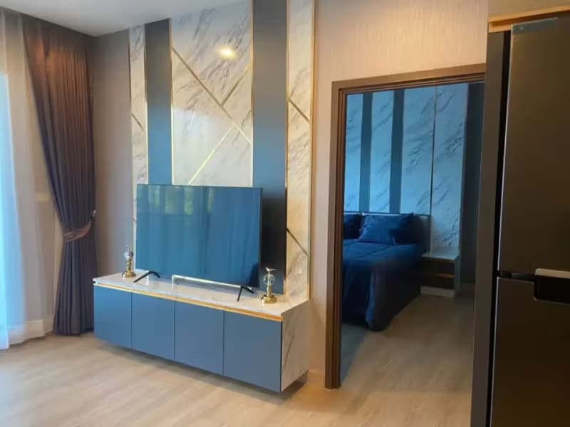 1 Bedroom Condo