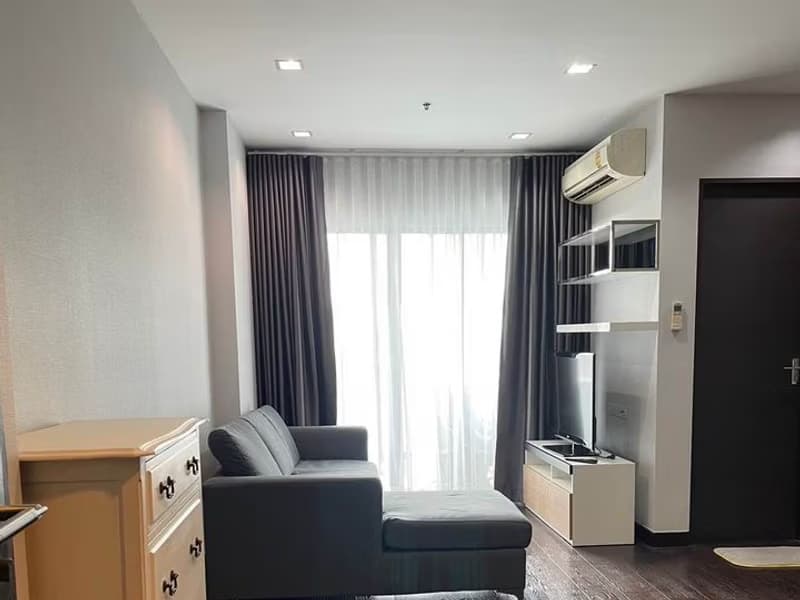 1 Bed Condo for Rent  Near Phaya Thai BTS