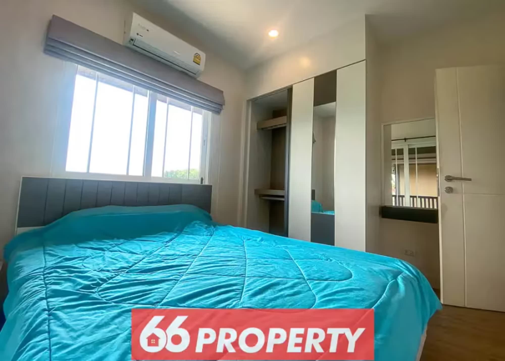 4 Bedroom House - Image 9