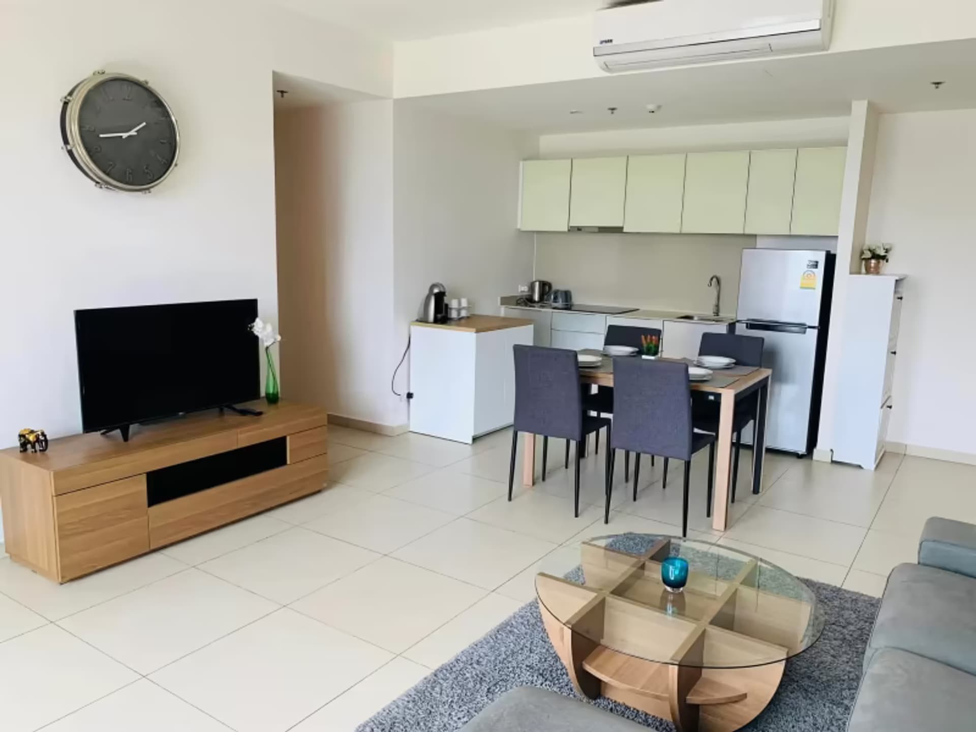 2 Bedroom Condo - Image 2