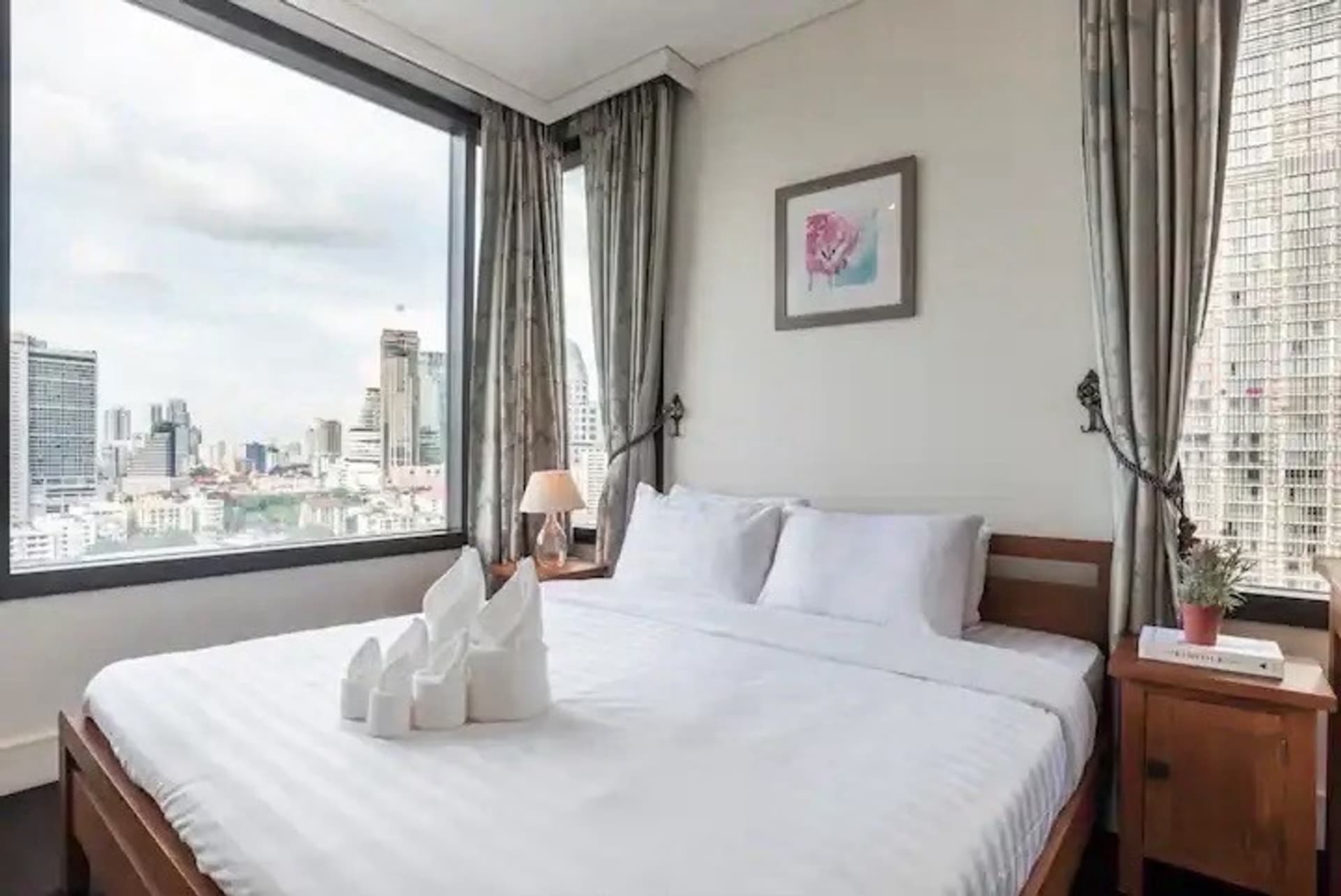 2 Bed Condo for Sale in Khlong Toei - Image 11