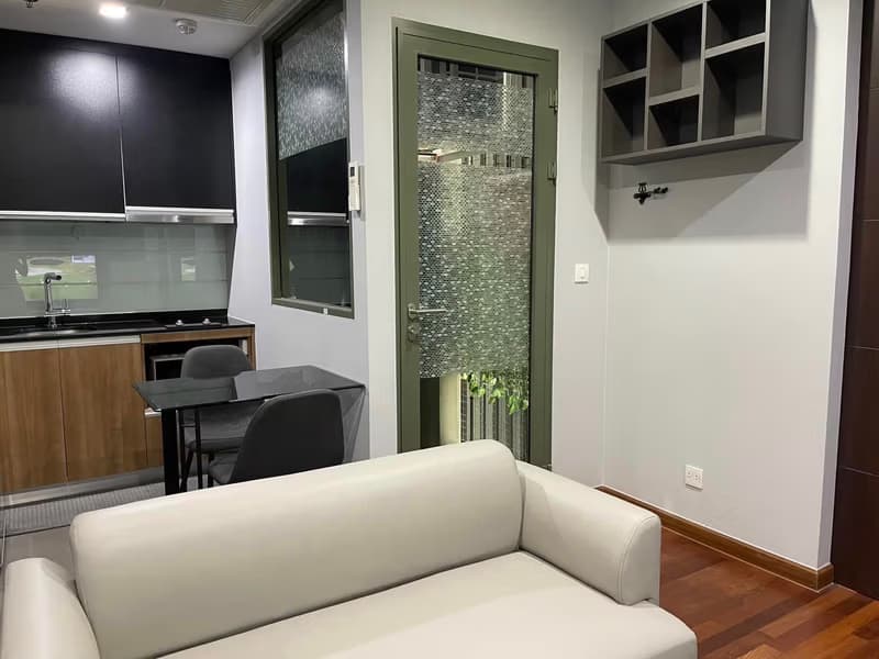 Condo for Rent at Noble State 39