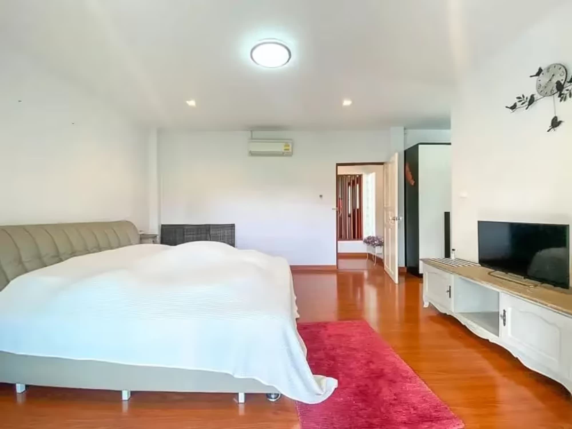3 Bedroom House - Image 17