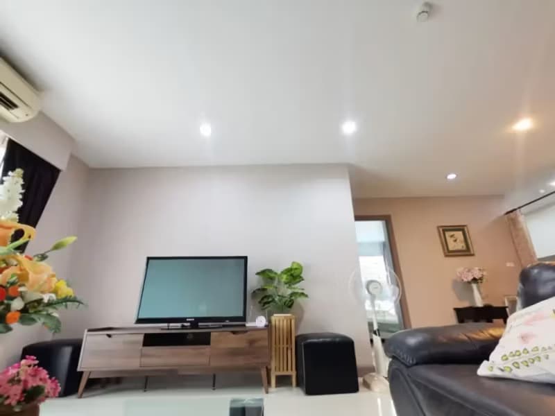 2 Bedroom Condo