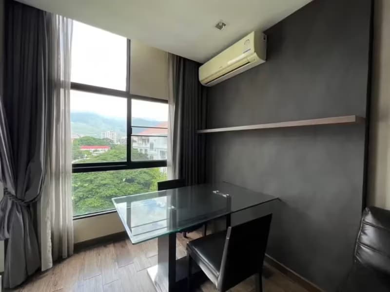 1 Bedroom Condo