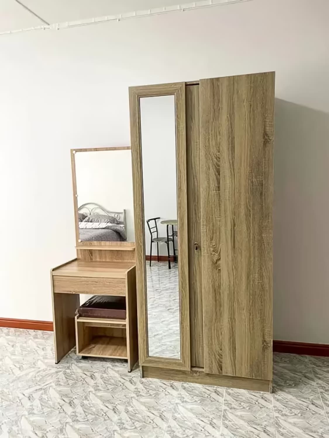 1 Bedroom Condo - Image 2
