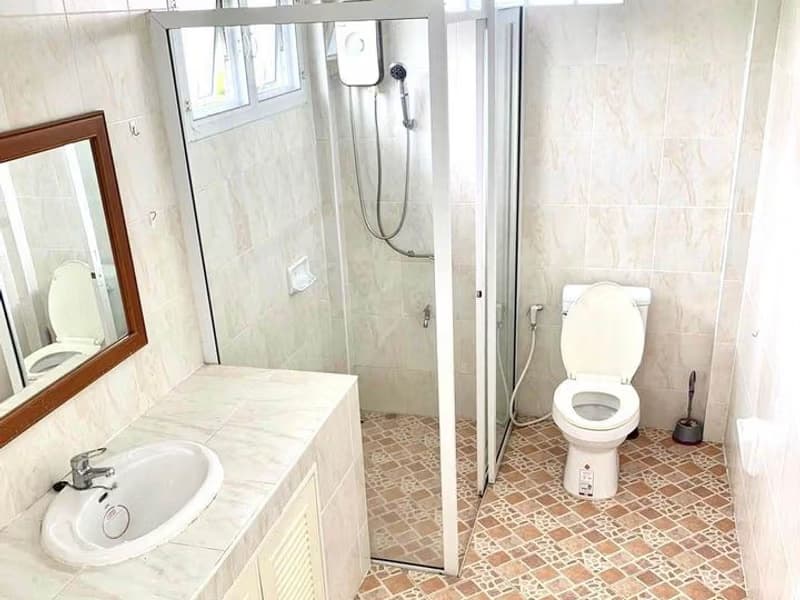 4 Bed House for Rent in San Kamphaeng District