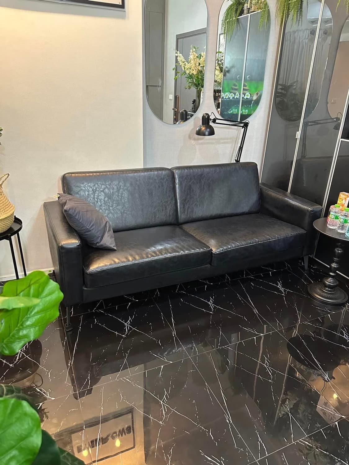 1 Bed Condo for Rent and Sale in Bang Kapi - Image 1