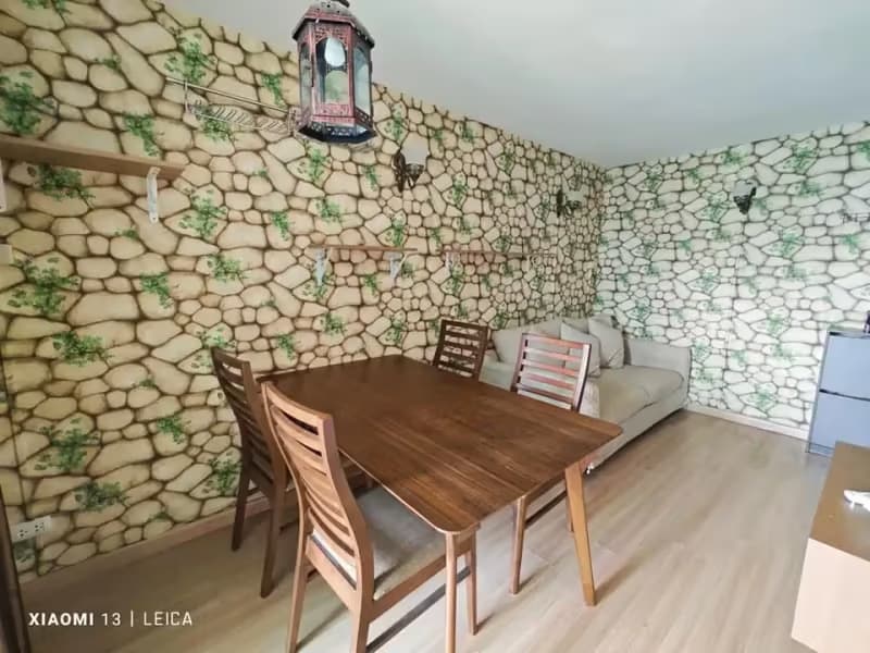 1 Bedroom Condo
