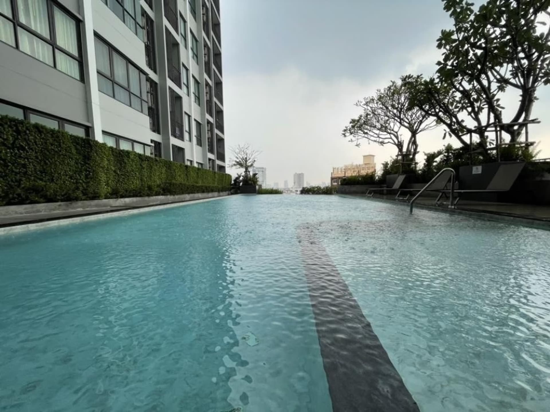 2 Bed Condo for Sale  Near Wongwian Yai BTS - Image 20