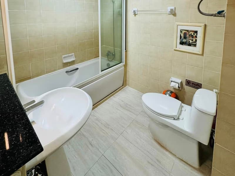 2 Bed Condo for Rent in Khlong Toei