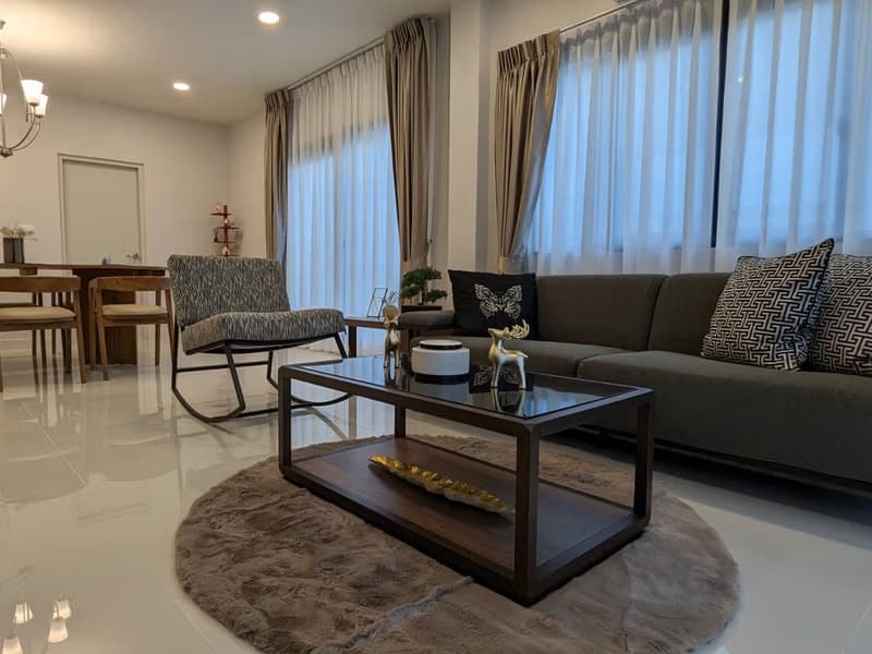 House for Rent at Centro Bangna