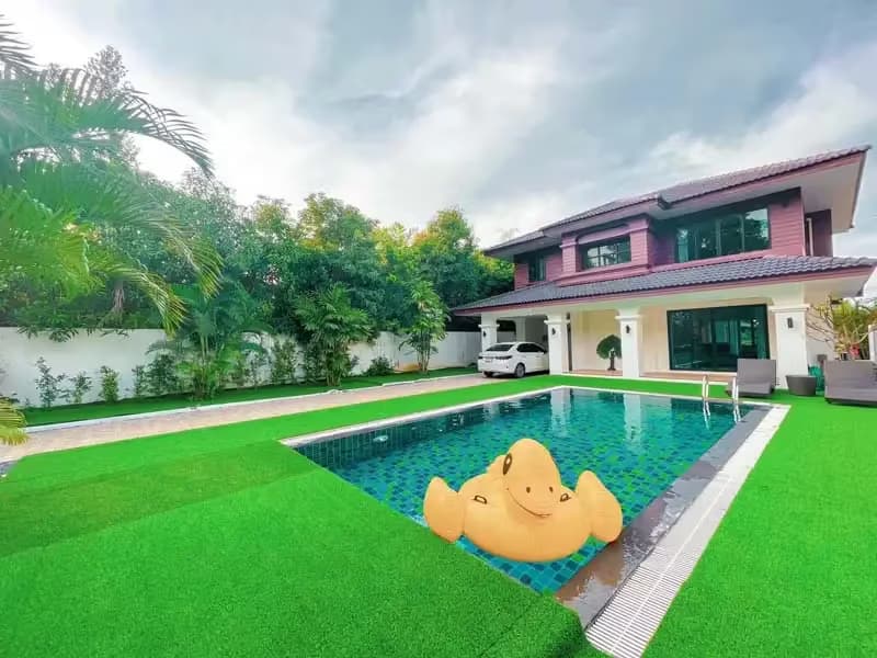 5 Bedroom House