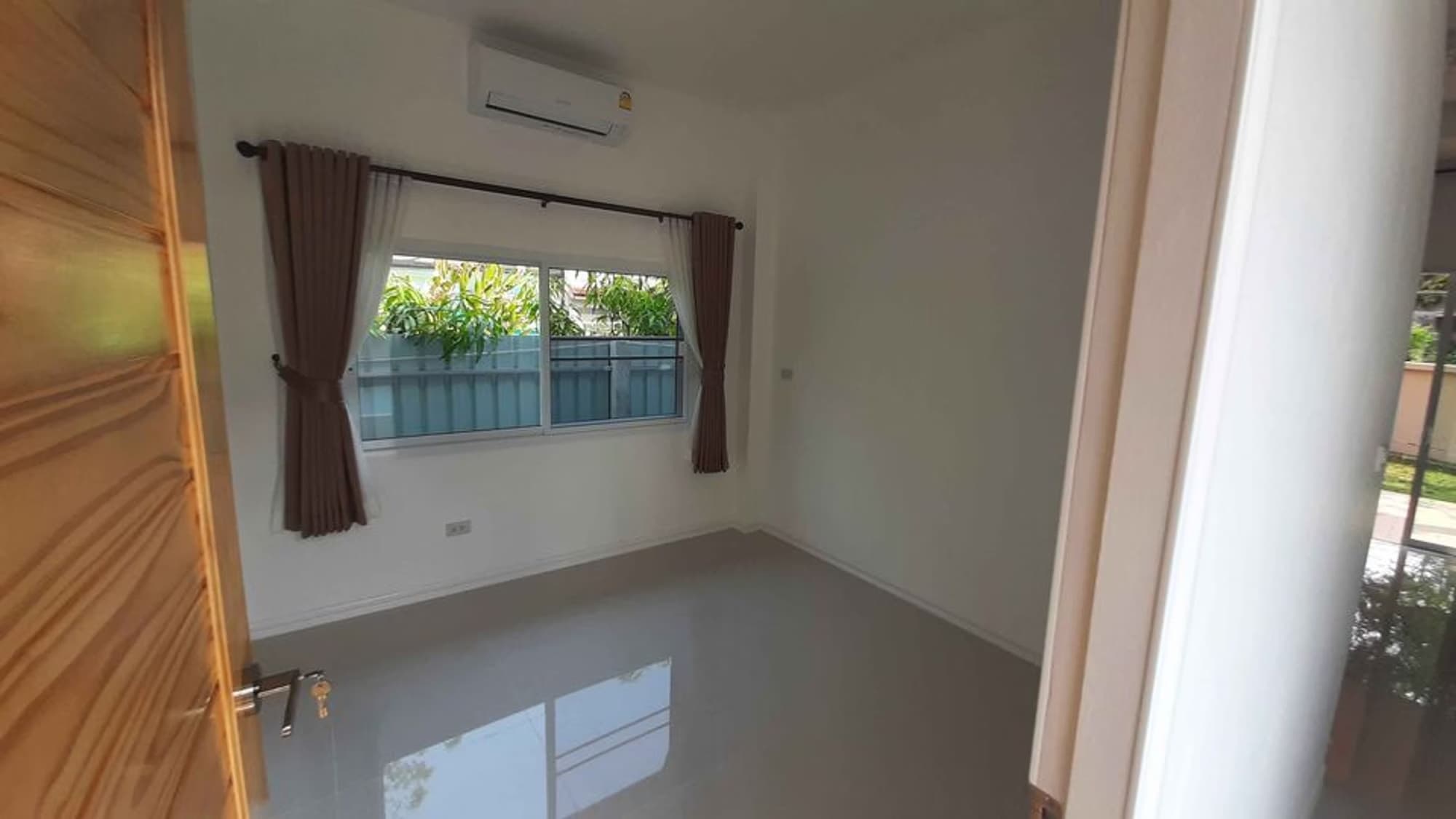 2 Bed House for Rent in Mueang Chiang Mai - Image 7
