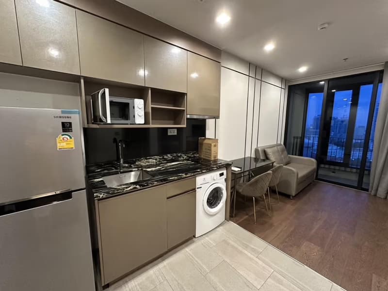 1 Bed Condo for Rent in Ratchathewi