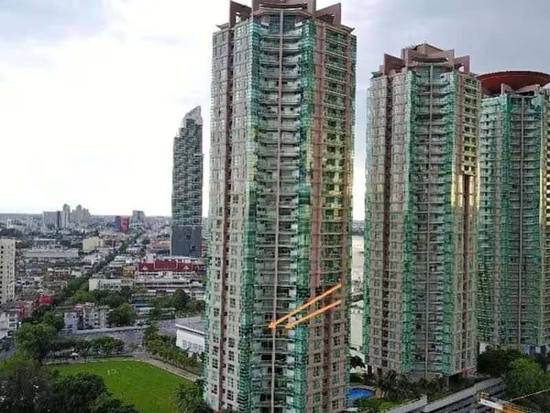 Condo for Sale at Chatrium Riverside Condominium