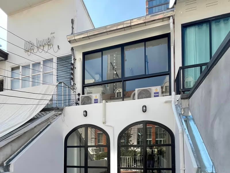 Townhouse for Rent in Khlong Toei