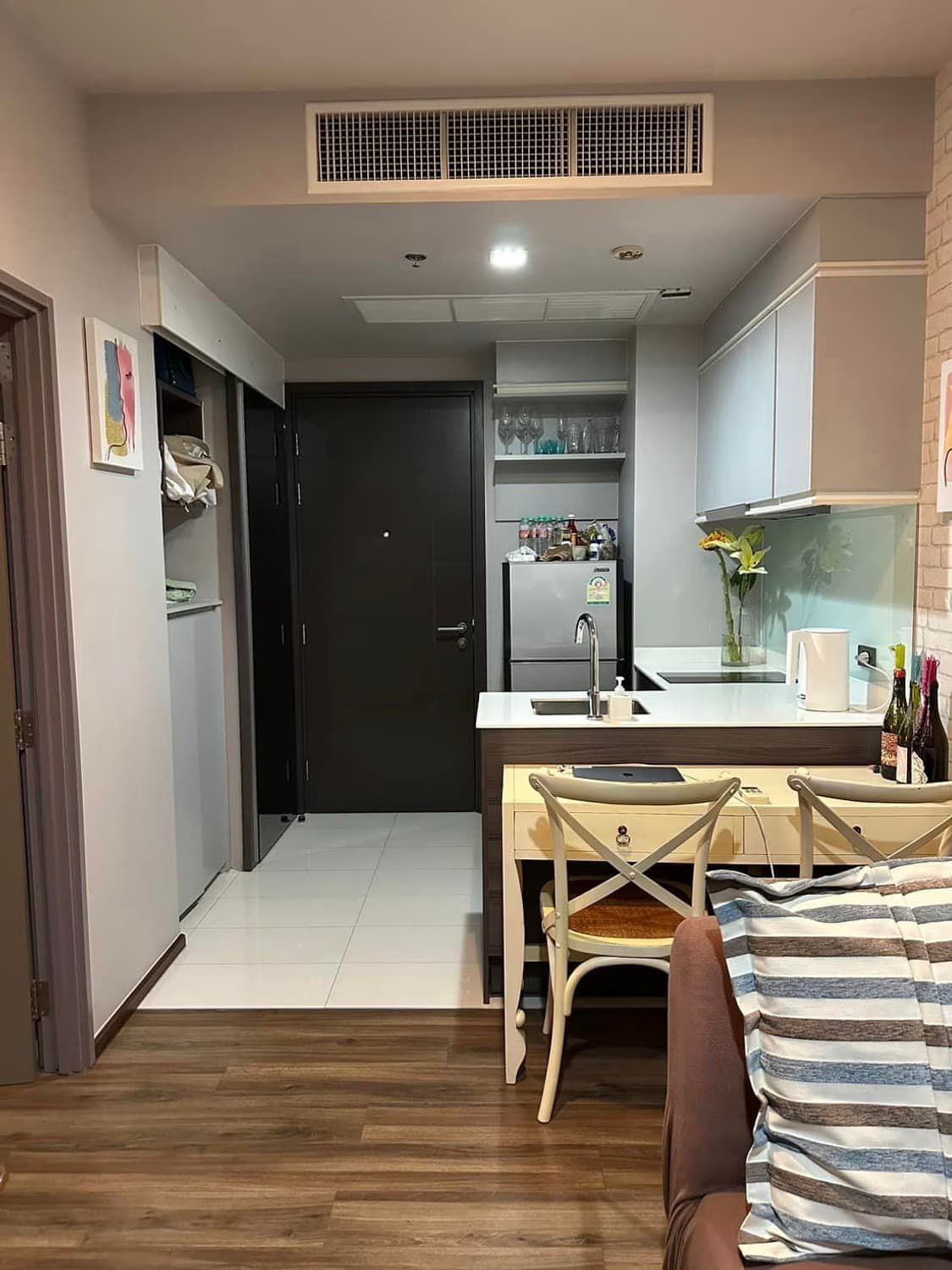 1 Bed Condo for Rent  Near Ekkamai BTS - Image 2