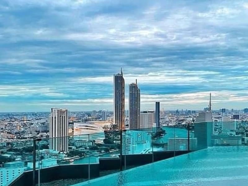 1 Bed Condo for Sale in Sathon