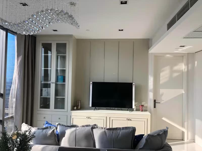 1 Bedroom Condo