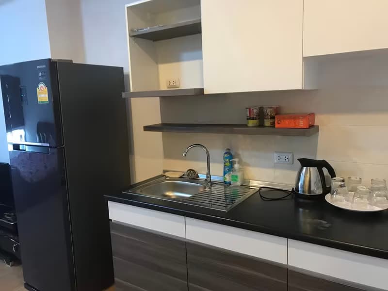 1 Bedroom Condo