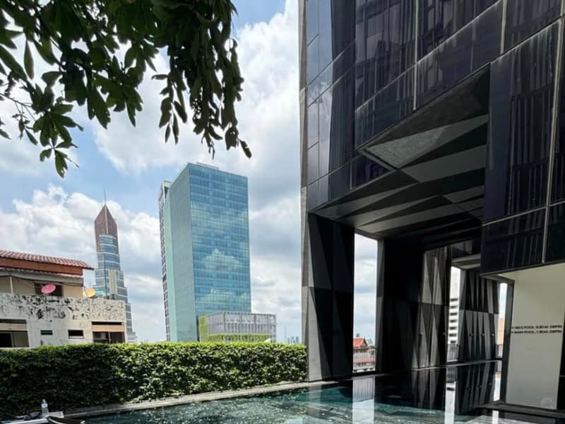 2 Bed Condo for Rent and Sale in Phaya Thai