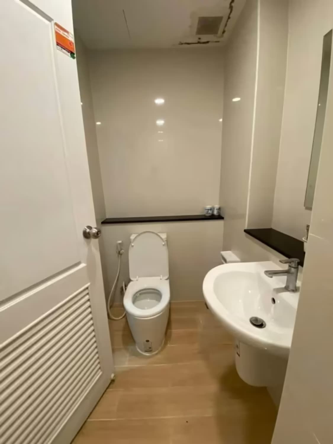 1 Bedroom Condo - Image 3