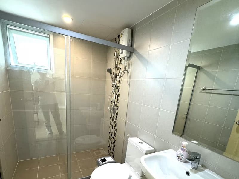 2 Bed Condo for Rent and Sale  Near Phra Ram 9 MRT
