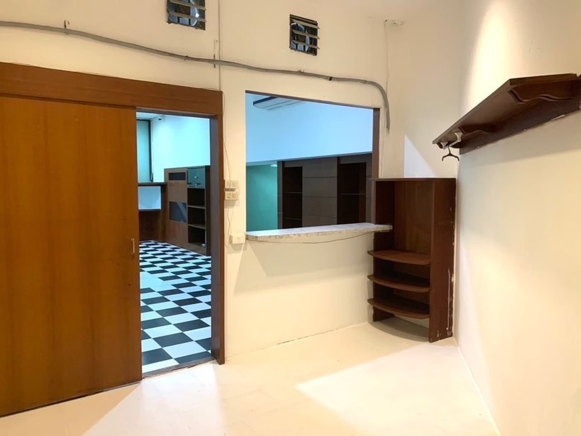 1 Bed Condo for Rent  Near Thong Lo BTS - Image 11