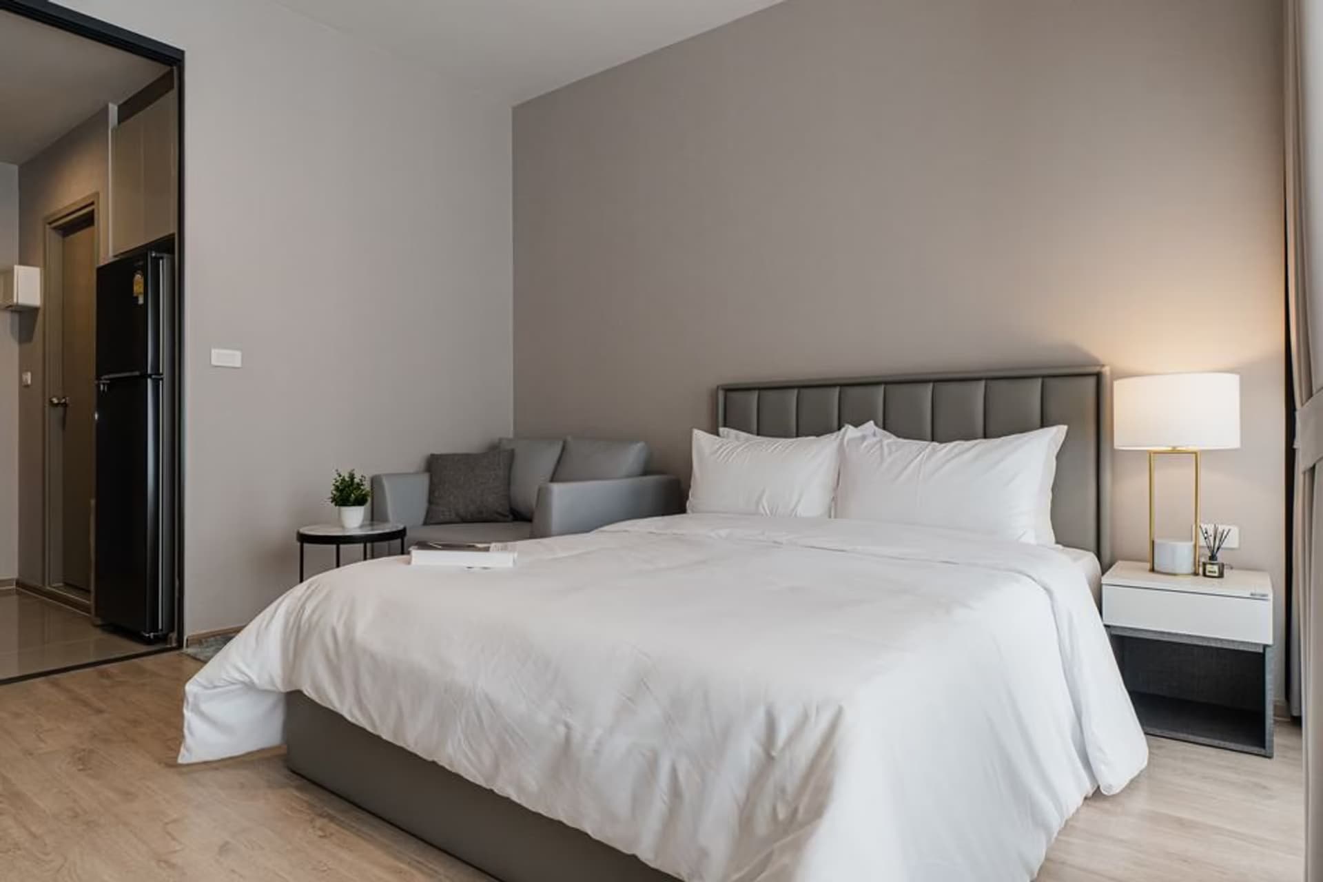 undefined Bed Condo for Rent and Sale  Near Phra Ram 9 MRT - Image 9