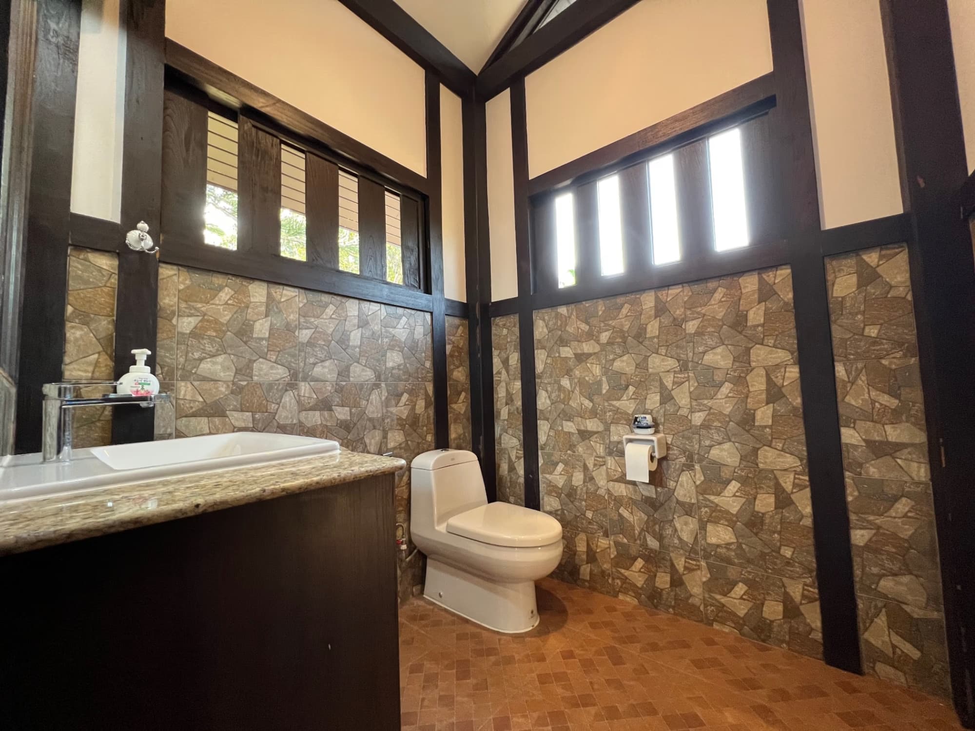 3 Bedroom House - Image 25