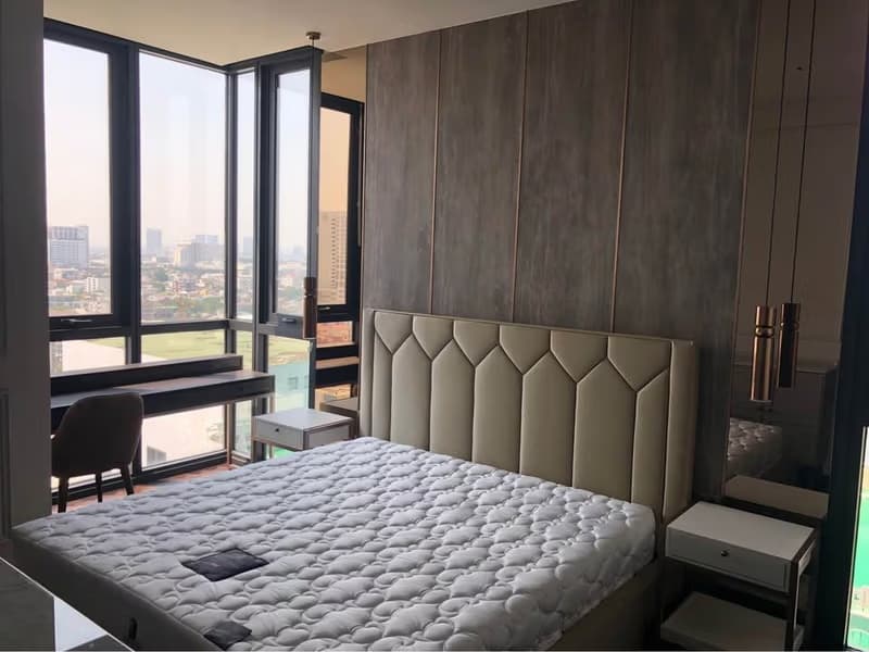 1 Bed Condo for Rent in Phaya Thai