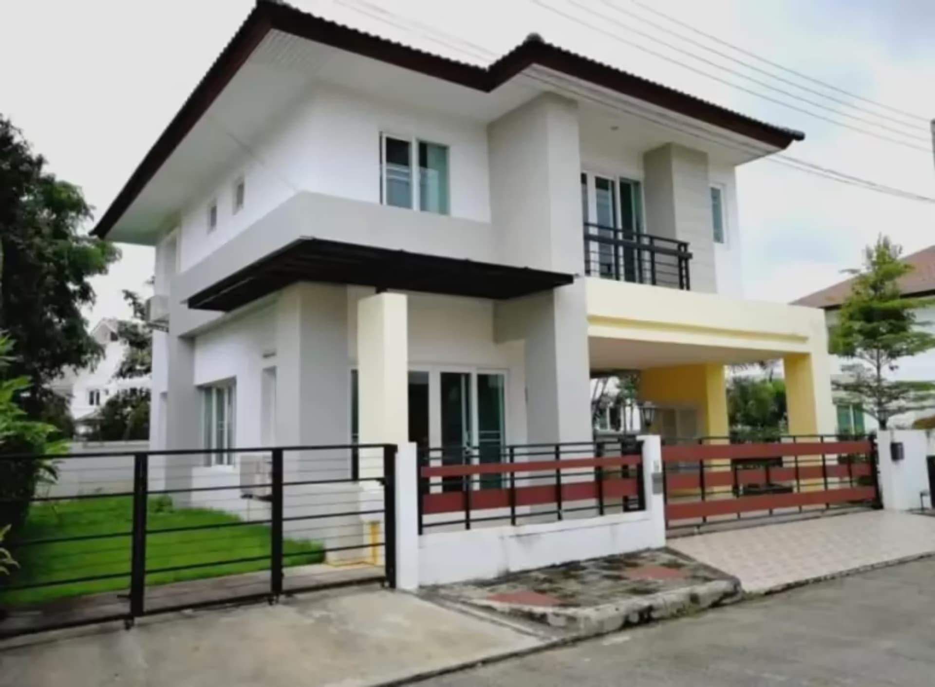 3 Bedroom House - Image 1
