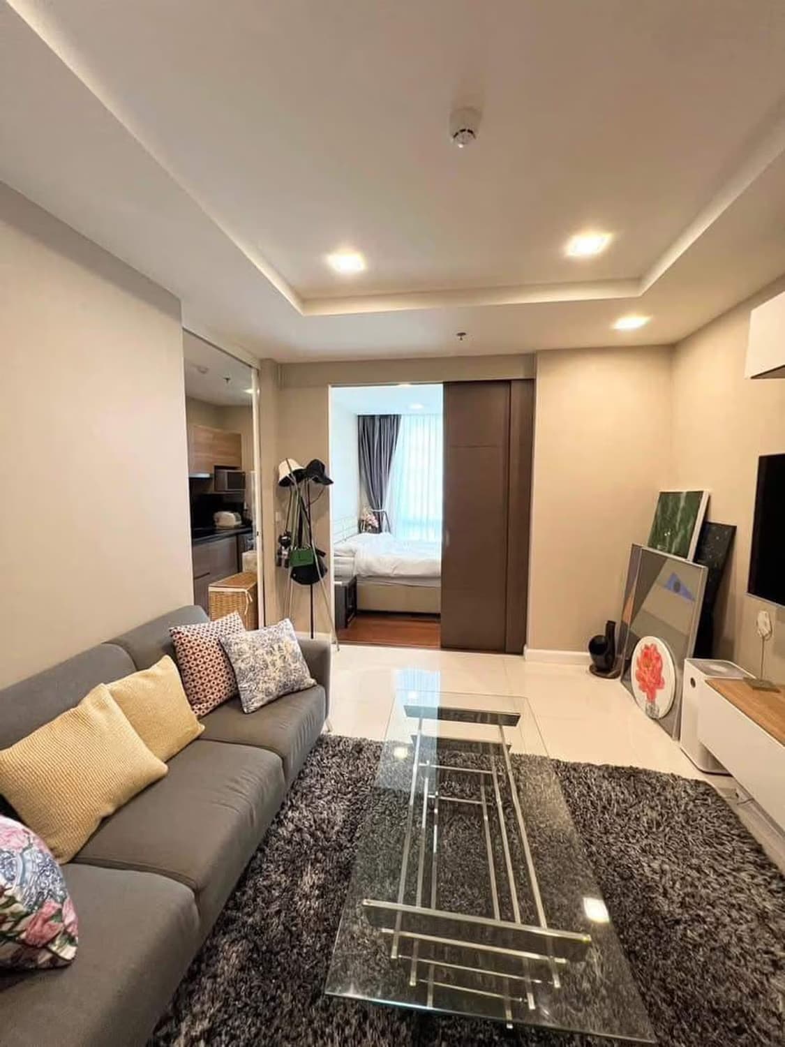 1 Bed Condo for Sale in Mueang Samut Prakan - Image 1