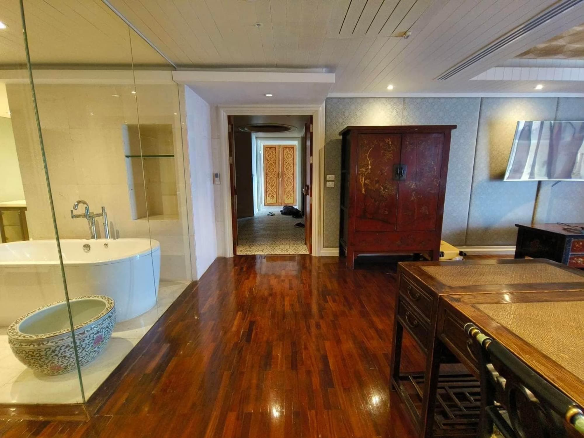 Condo for Rent at lebua at State Tower - Image 8